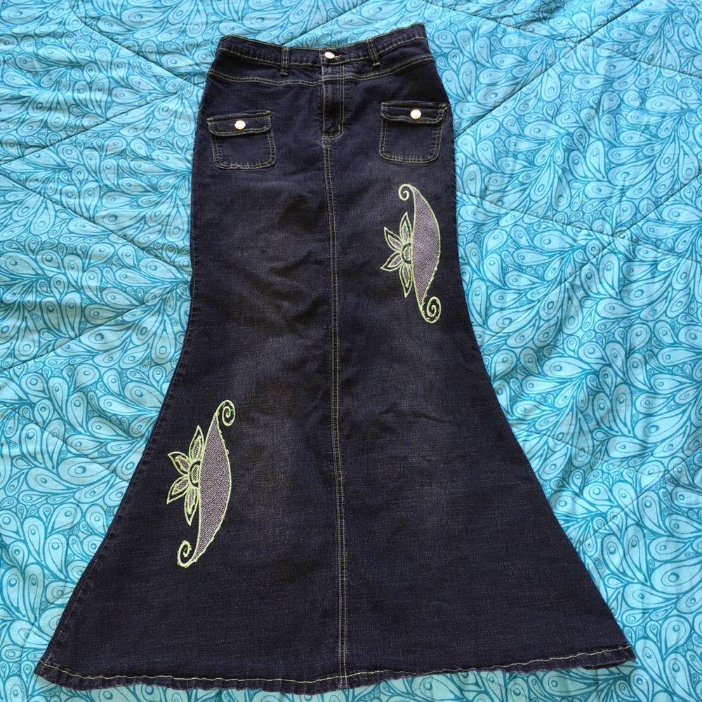 🎉HP!🎉 Vintage Seven Star Fishtail Jean Skirt